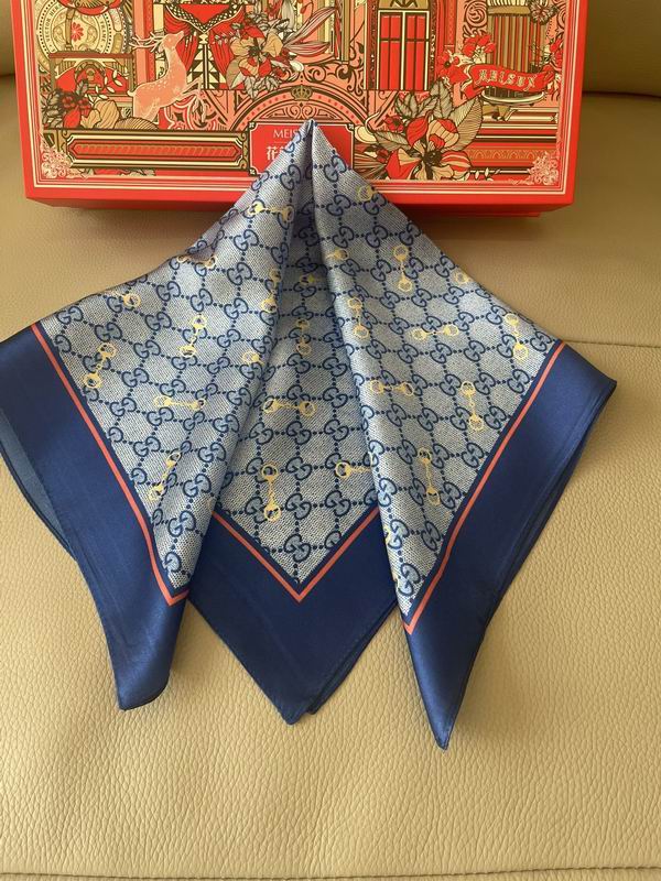Gucci silk scarf 50X50cm E02 (16)